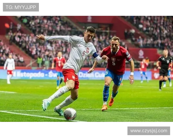 莱万:以前世界没有社媒,现在球员若不具备强大内心很难生活